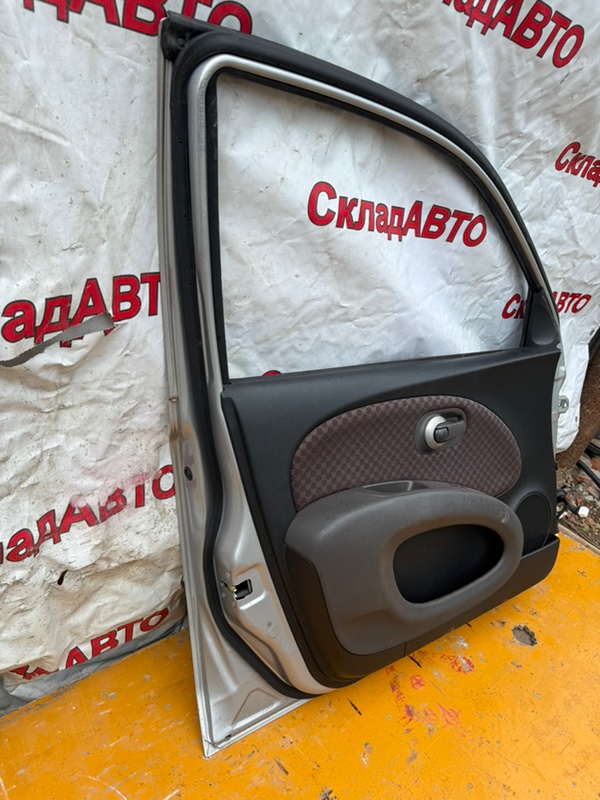 Дверь NISSAN March 2009 BNK12