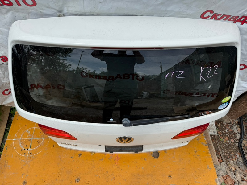 Крышка багажника VOLKSWAGEN Touran 2011 1T3