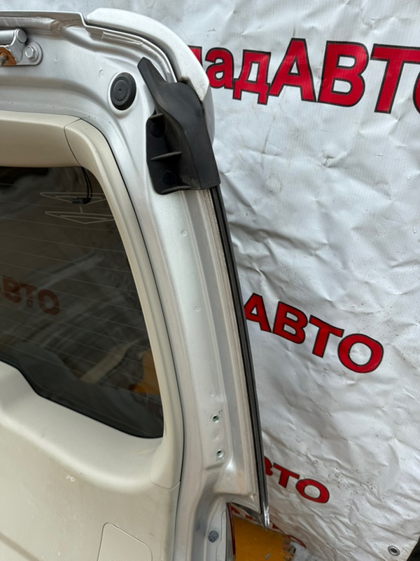 Крышка багажника Toyota Estima 2008 ACR50W