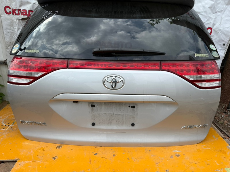 Крышка багажника Toyota Estima 2008 ACR50W