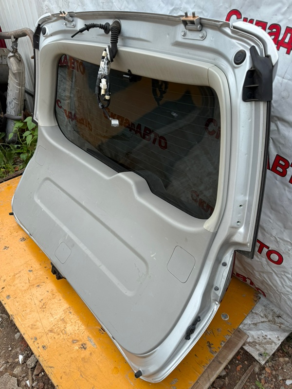 Крышка багажника Toyota Estima 2008 ACR50W