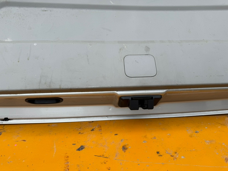 Крышка багажника Toyota Estima 2008 ACR50W