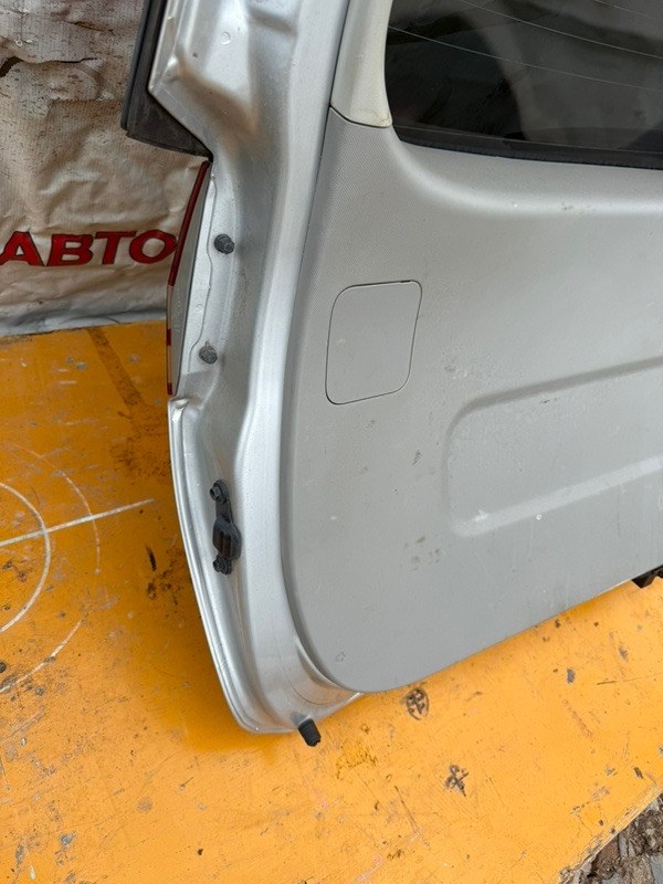 Крышка багажника Toyota Estima 2008 ACR50W