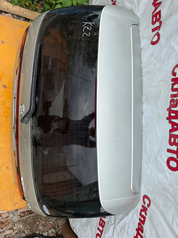 Крышка багажника Toyota Estima 2003 ACR40W