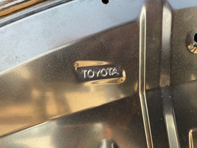 Капот Toyota AVENSIS 2012 ZRT272