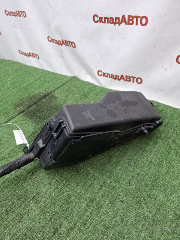 Блок предохранителей под капот Toyota Camry 2006 ACV40