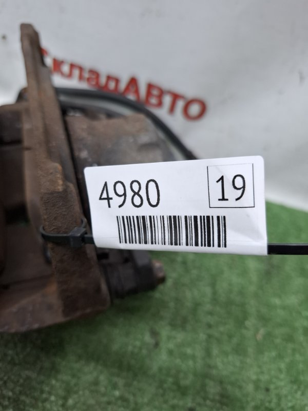 Суппорт тормозной Toyota Estima 2003 ACR40W