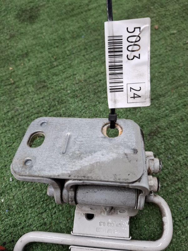 Петля двери VOLKSWAGEN Touran 2011 1T3