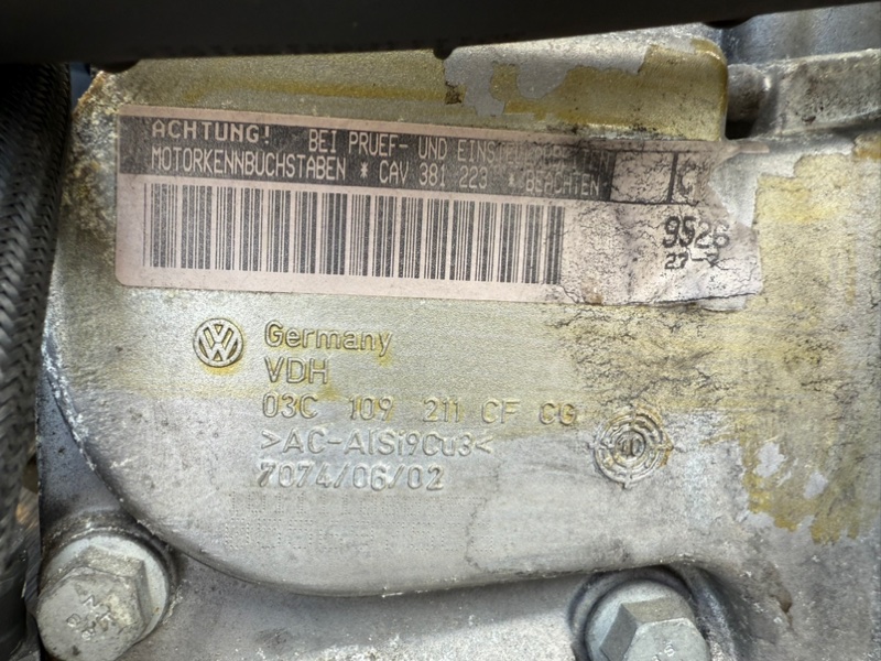 Двигатель VOLKSWAGEN Touran 2011 1T3
