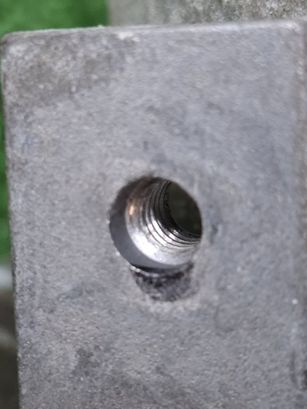 Генератор Toyota Estima 2003 ACR40W