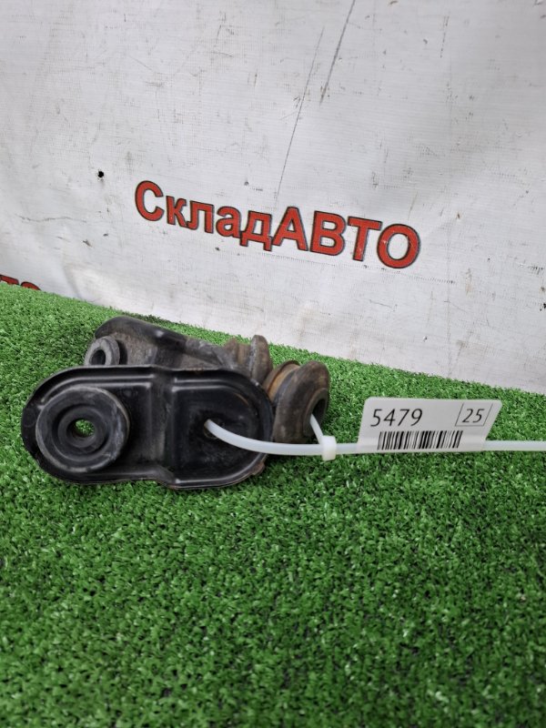 Кронштейн радиатора Subaru Outback 2013 BRM