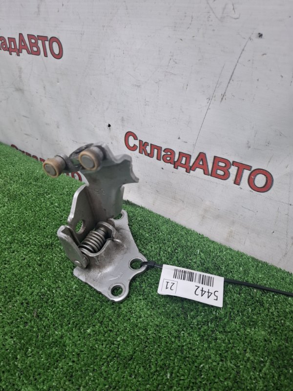 Ролик сдвижной двери Toyota Estima 2008 ACR50W