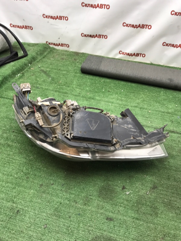 Фара ксеноновая