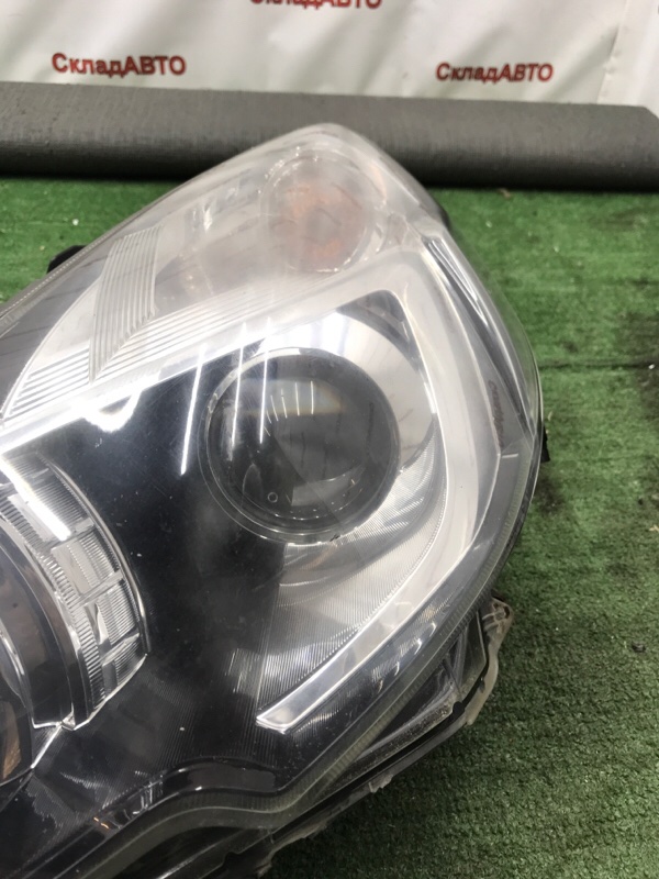 Фара ксеноновая