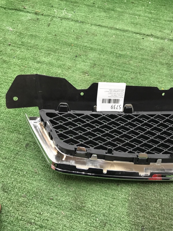 Решетка радиатора Ford Focus 2004-2007