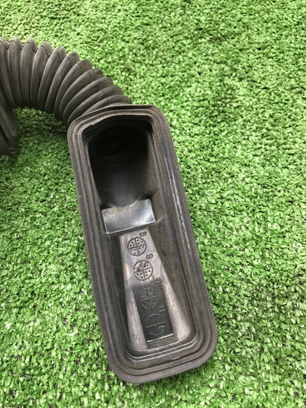 Гофра проводки двери