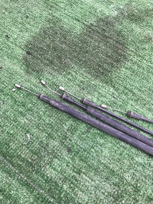 Трос открывания капота