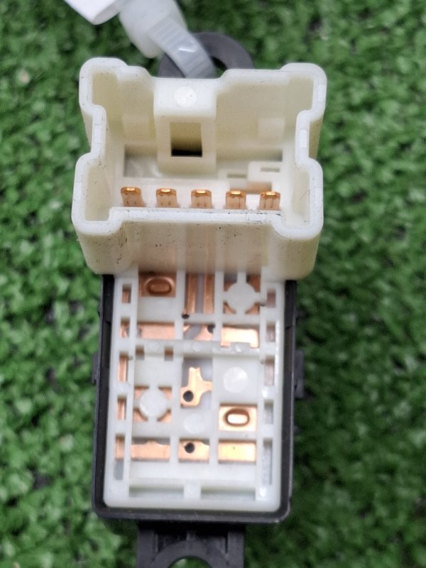 Кнопка стеклоподъемника NISSAN March 2009 BNK12