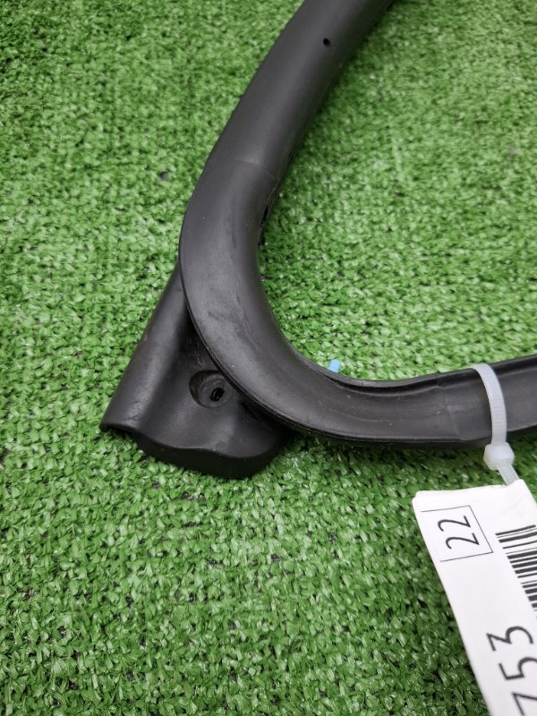 Уплотнитель двери NISSAN March 2009 BNK12