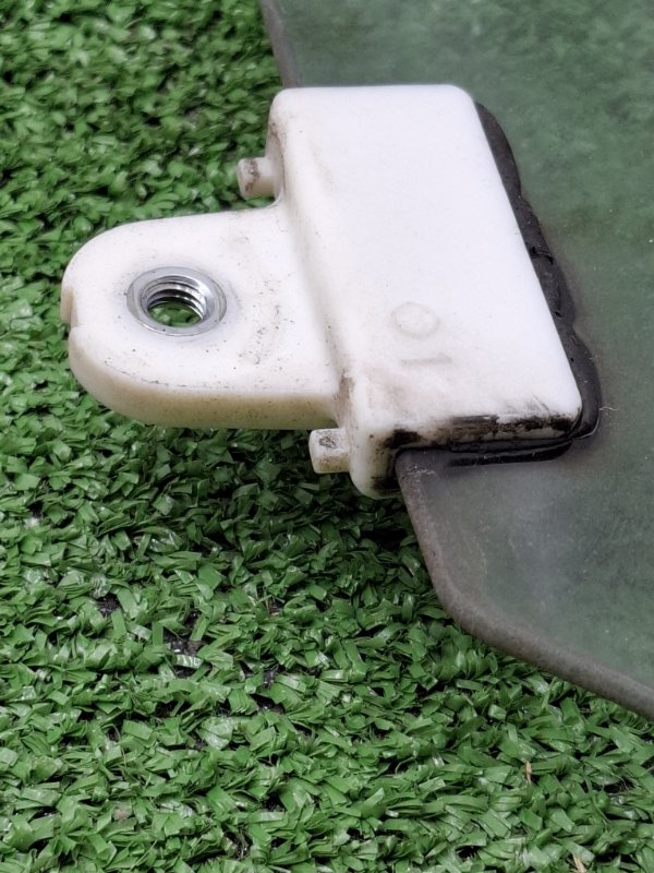 Стекло двери NISSAN March 2009 BNK12