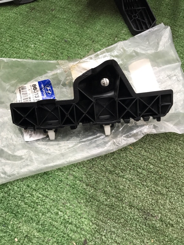 Кронштейн бампера