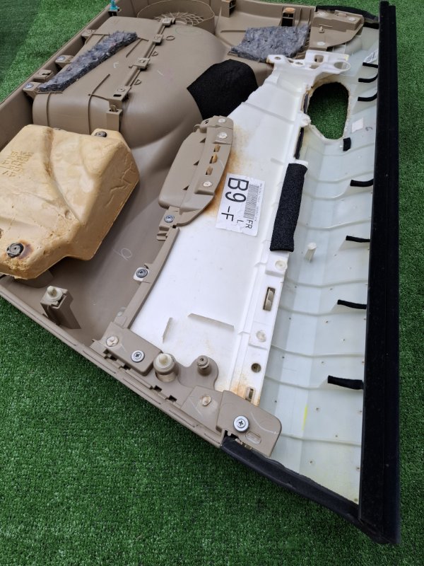 Обшивка двери Honda Civic 2005 FD1