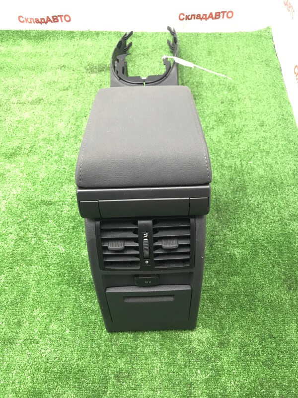 Консоль подлокотника VOLKSWAGEN Touran 2011 1T3