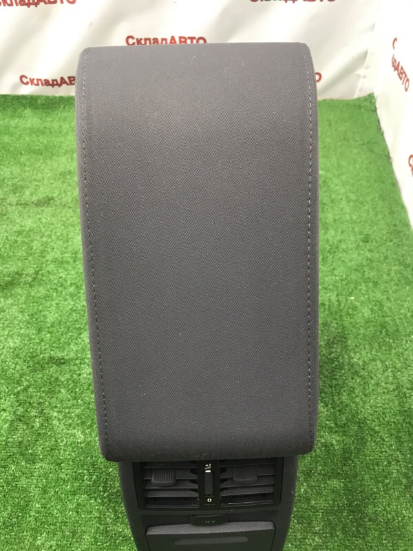 Консоль подлокотника VOLKSWAGEN Touran 2011 1T3