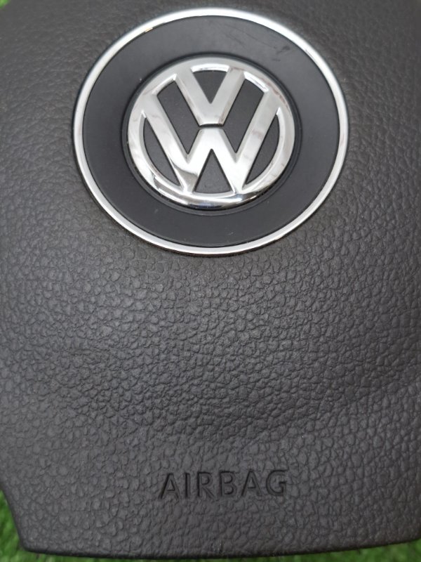Подушка безопасности в руль VOLKSWAGEN Touran 2011 1T3