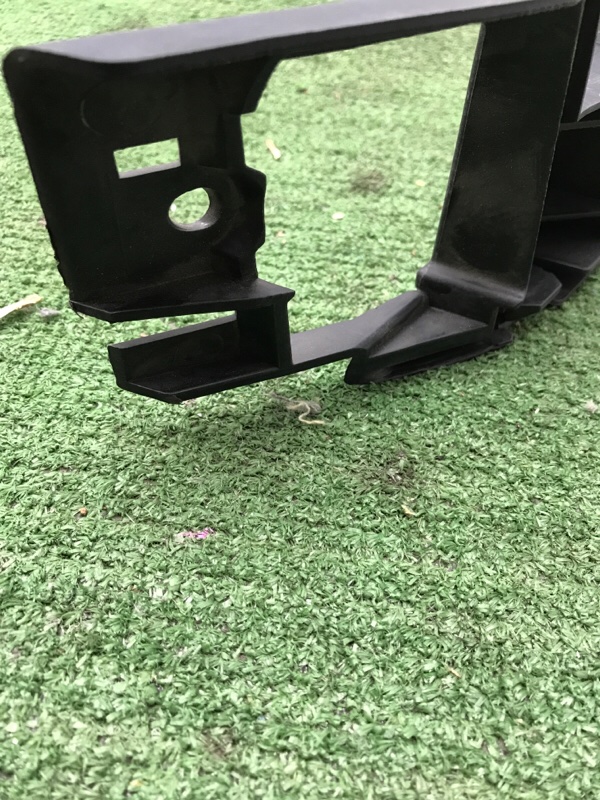 Кронштейн бампера