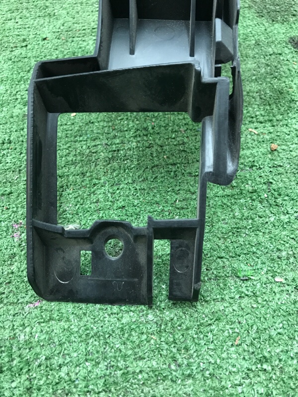 Кронштейн бампера