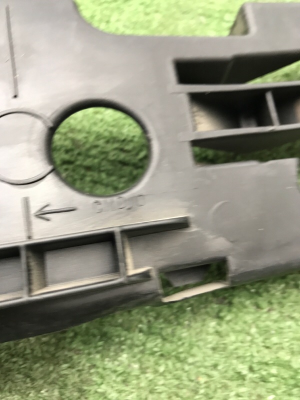 Кронштейн бампера