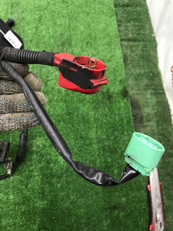 Блок предохранителей под капот Subaru Outback 2013 BRM