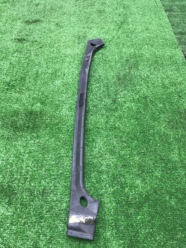 Уплотнитель двери