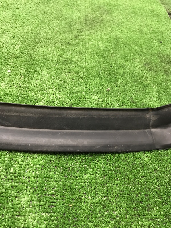 Уплотнитель двери