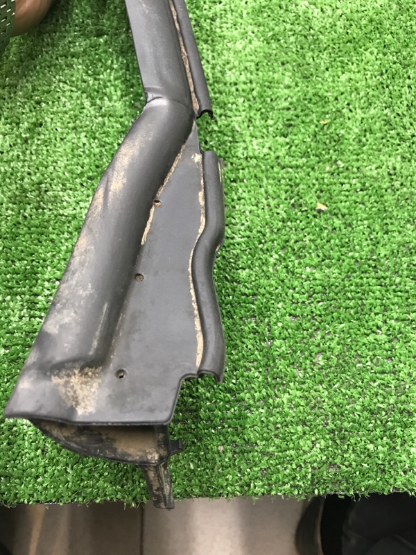 Уплотнитель двери