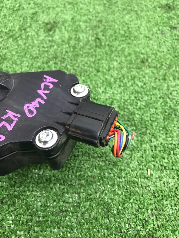 Педаль газа Toyota Camry 2006 ACV40