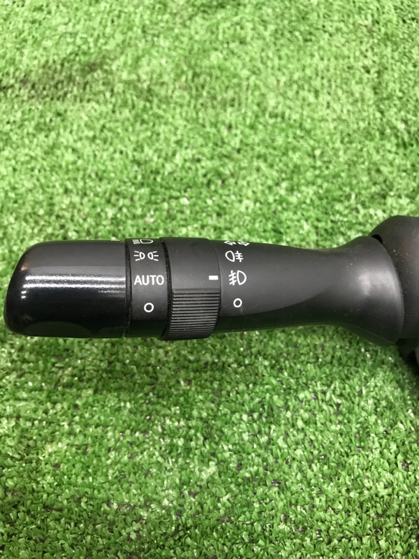 Переключатель света фар Toyota AVENSIS 2012 ZRT272