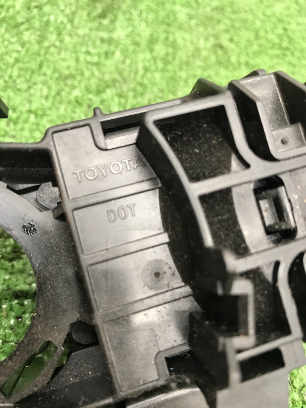 Переключатель света фар Toyota AVENSIS 2012 ZRT272