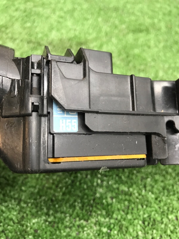 Переключатель света фар Toyota AVENSIS 2012 ZRT272