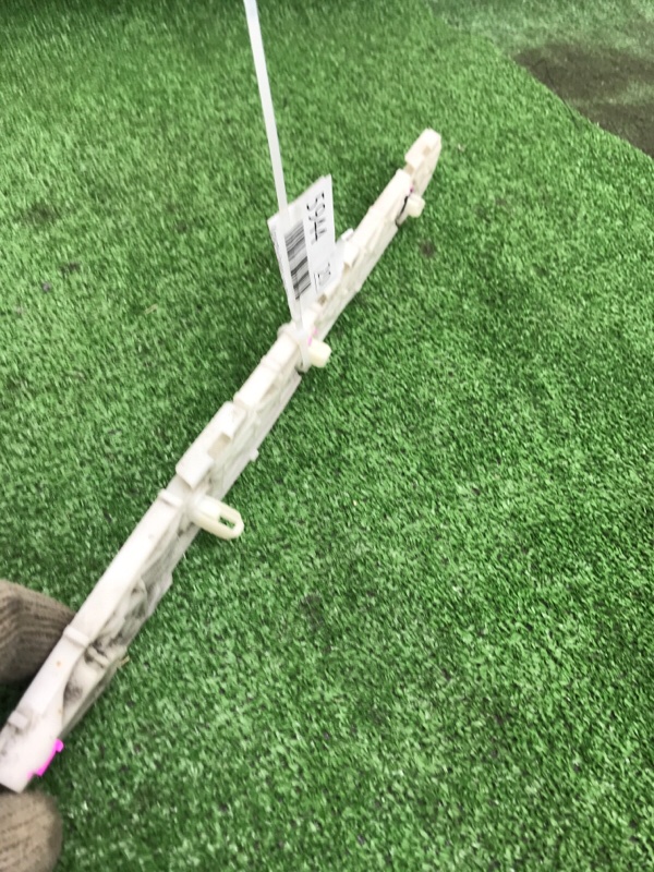 Кронштейн бампера Toyota Estima 2008 ACR50W