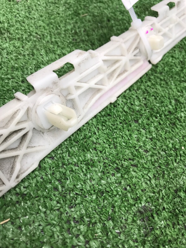 Кронштейн бампера Toyota Estima 2008 ACR50W