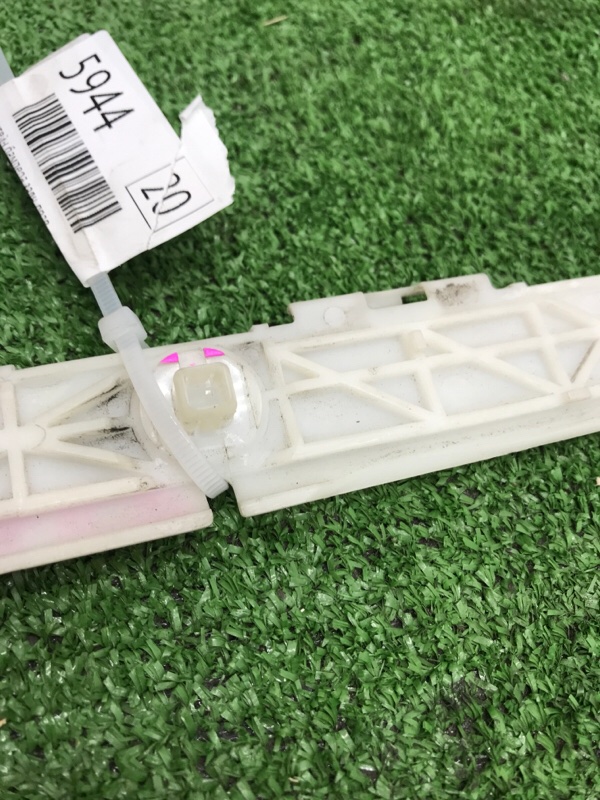 Кронштейн бампера Toyota Estima 2008 ACR50W