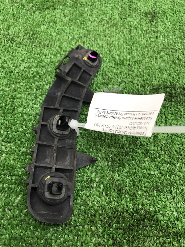 Кронштейн бампера Toyota AVENSIS 2012 ZRT272