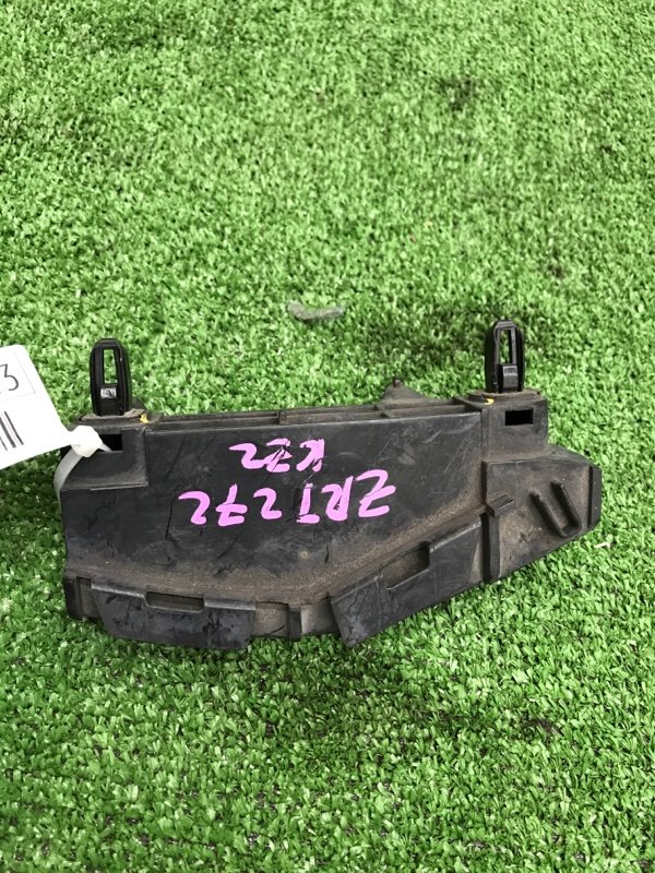 Кронштейн бампера Toyota AVENSIS 2012 ZRT272