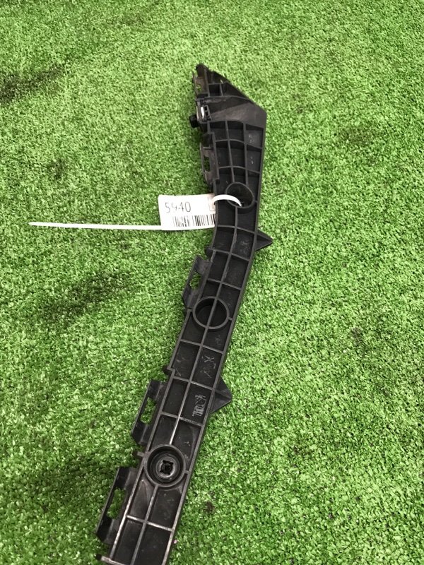 Кронштейн бампера Toyota AVENSIS 2012 ZRT272