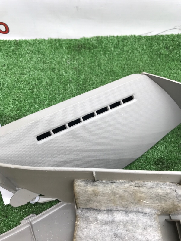 Накладка стойки лобового стекла Toyota Estima 2008 ACR50W