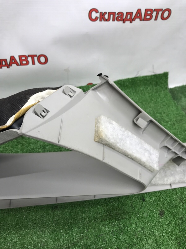 Накладка стойки лобового стекла Toyota Estima 2008 ACR50W