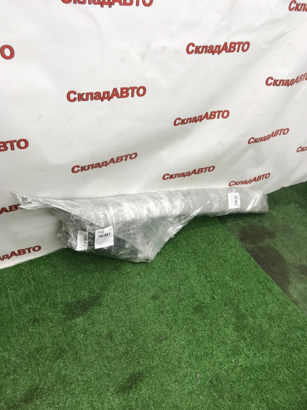 Накладка стойки лобового стекла Toyota Estima 2008 ACR50W