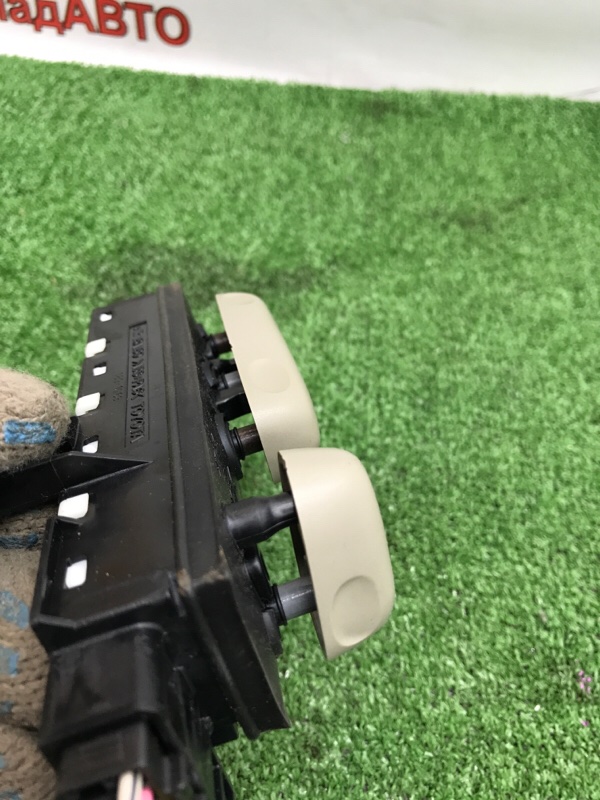 Блок управления сиденьем Toyota Camry 2006 ACV40